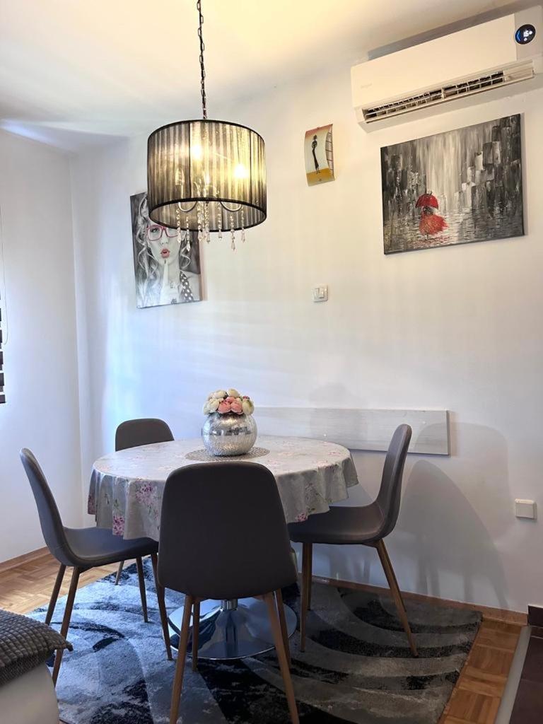 Apartment Sweet Dreams-Close To Zoo,Dinamo Stadium And The City Center Zagreb Eksteriør bilde